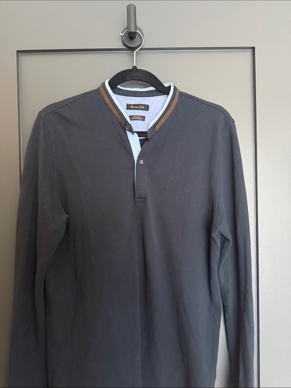 Massimo Dutti Men's Black Long-Sleeve Henley with Brown Trim